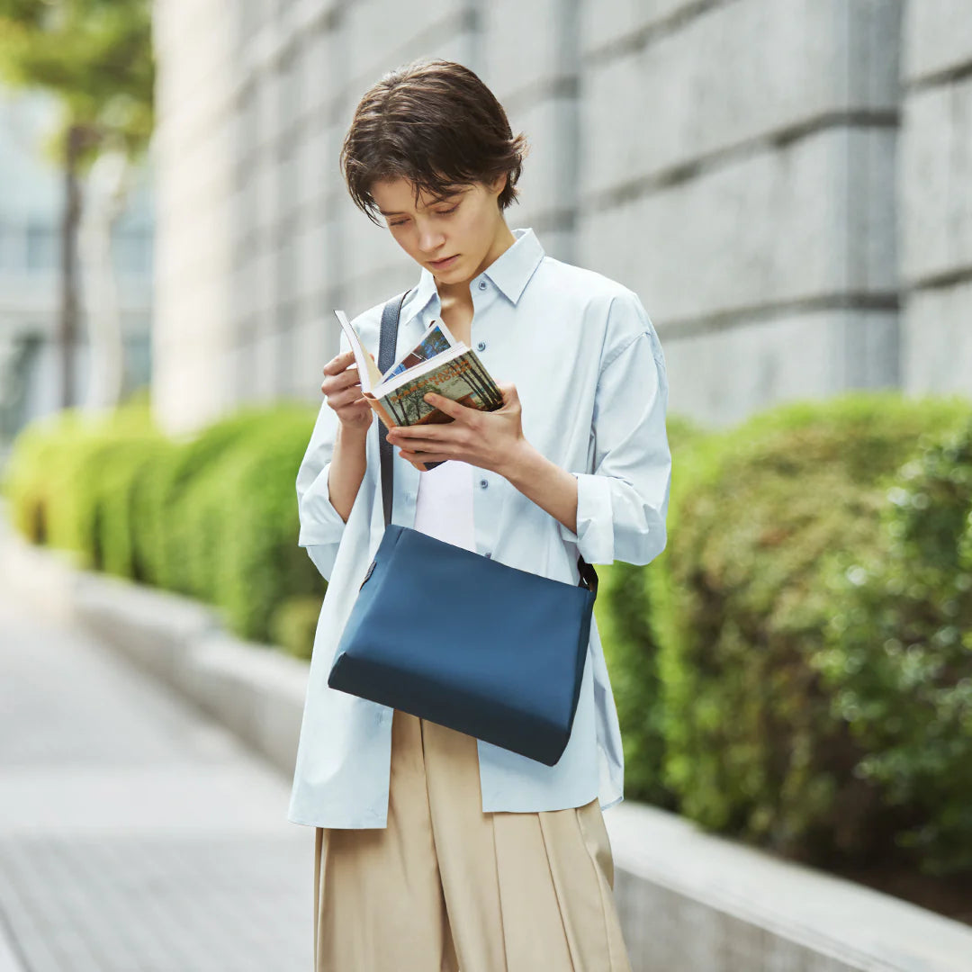 Blind Soccer Middle Shoulder