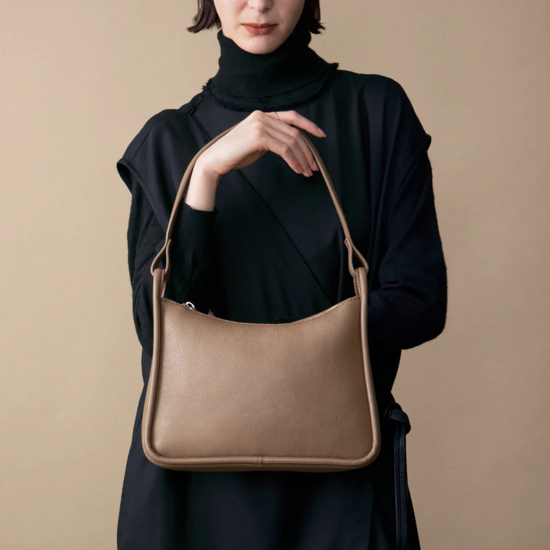 Big Milling Square Tote