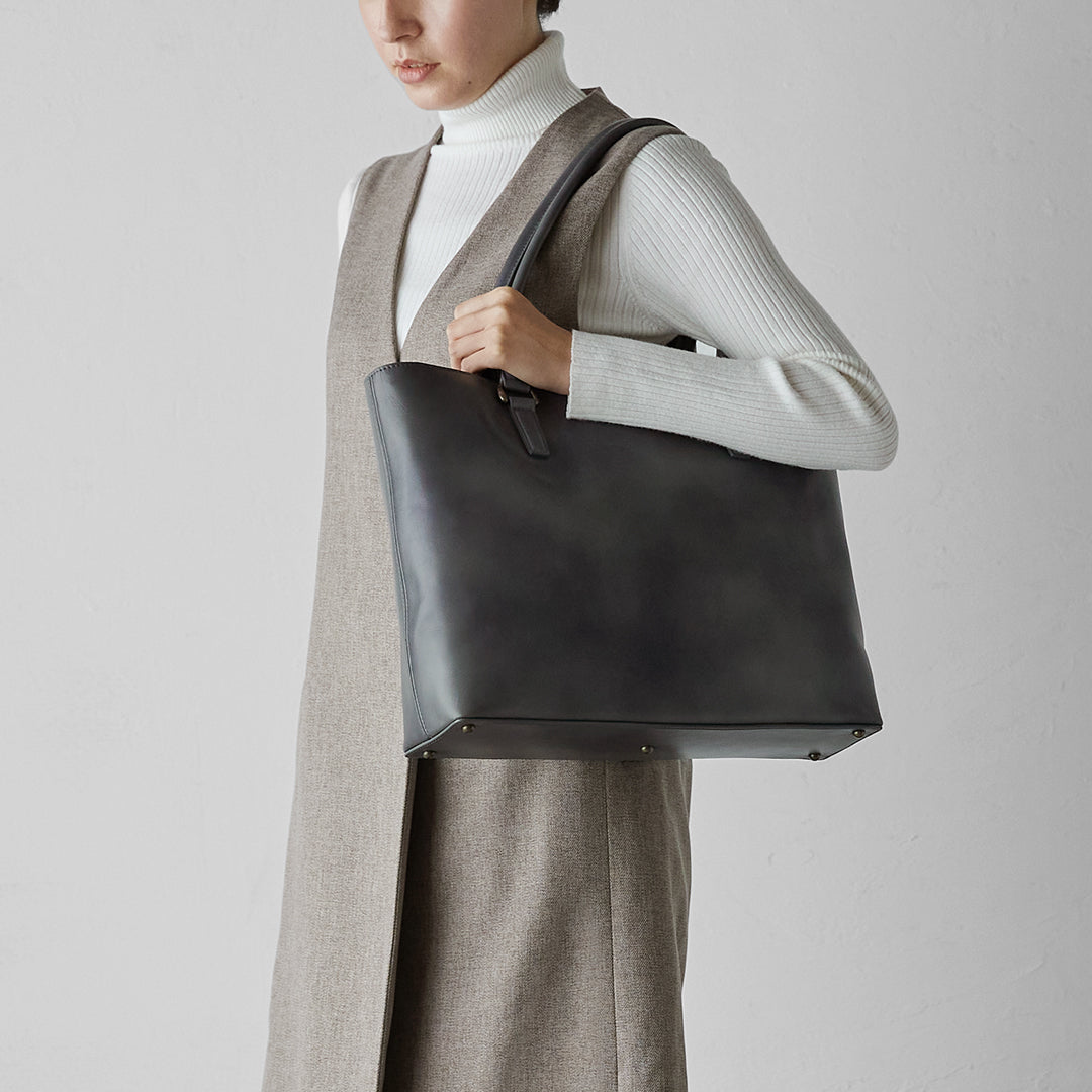 Antique Slim Tote