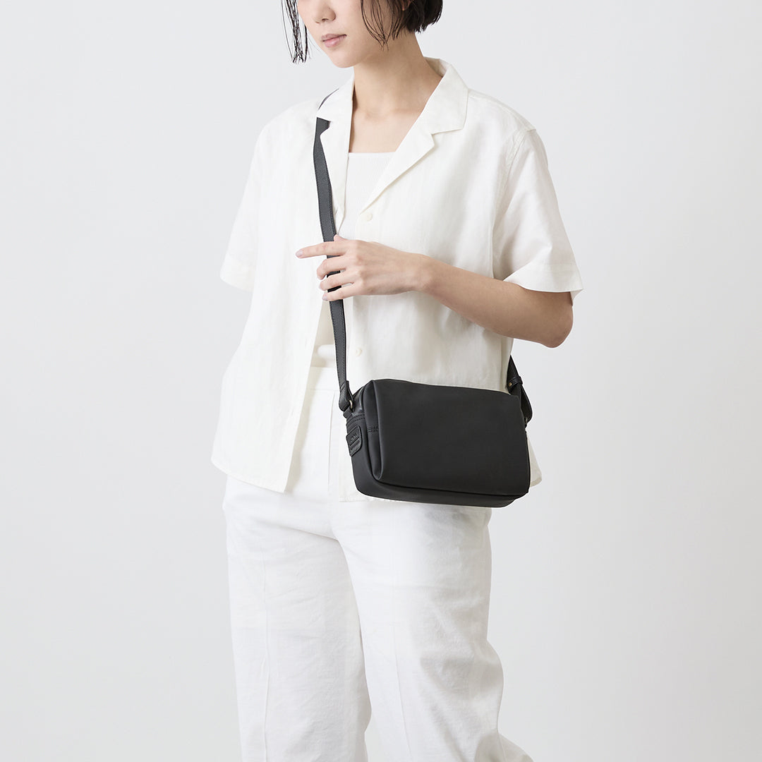 Blind Soccer Shoulder