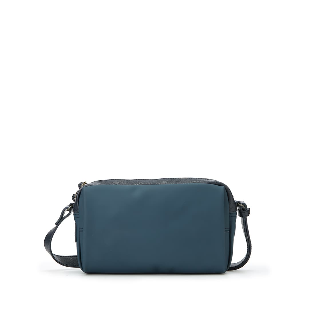 Blind Soccer Shoulder