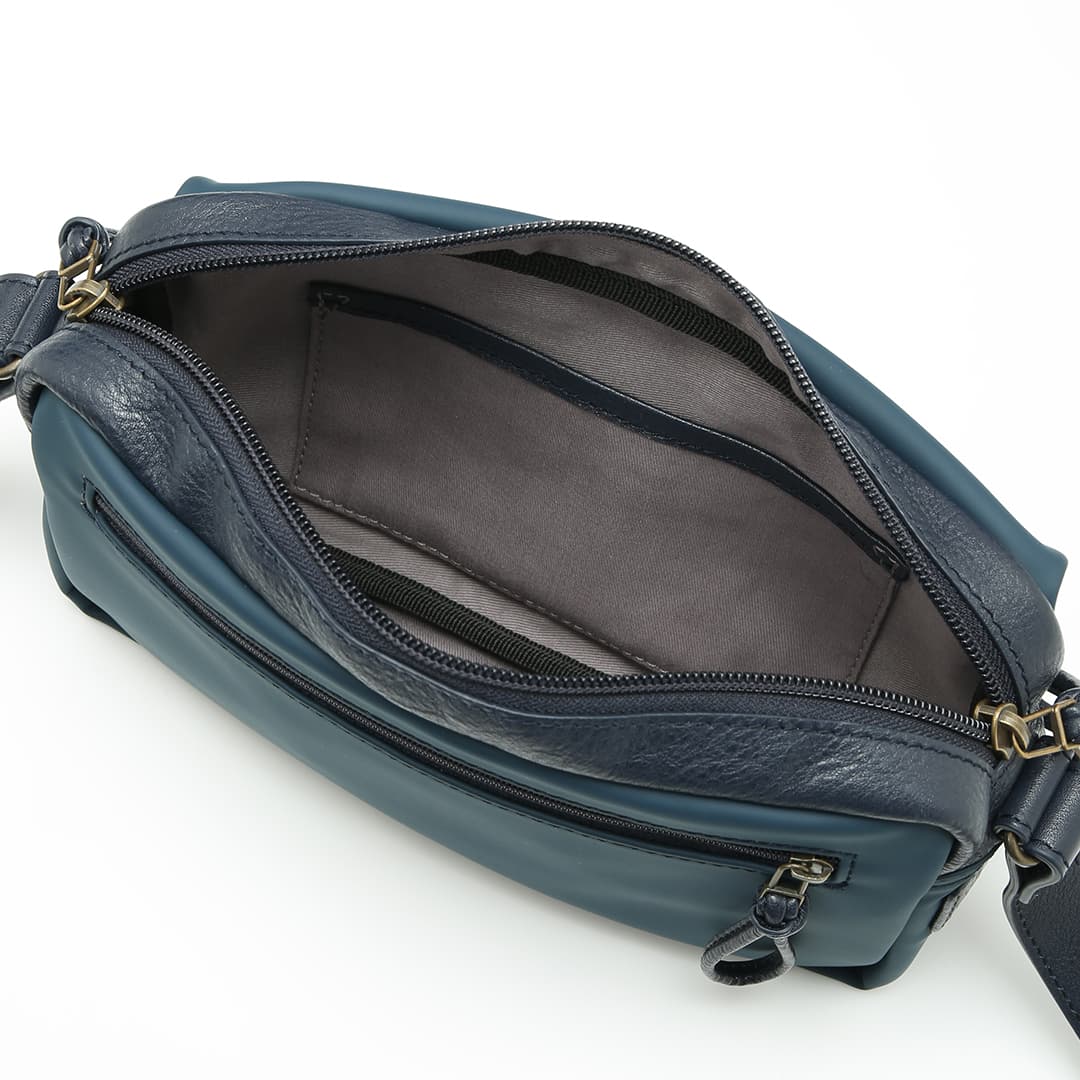 Blind Soccer Shoulder