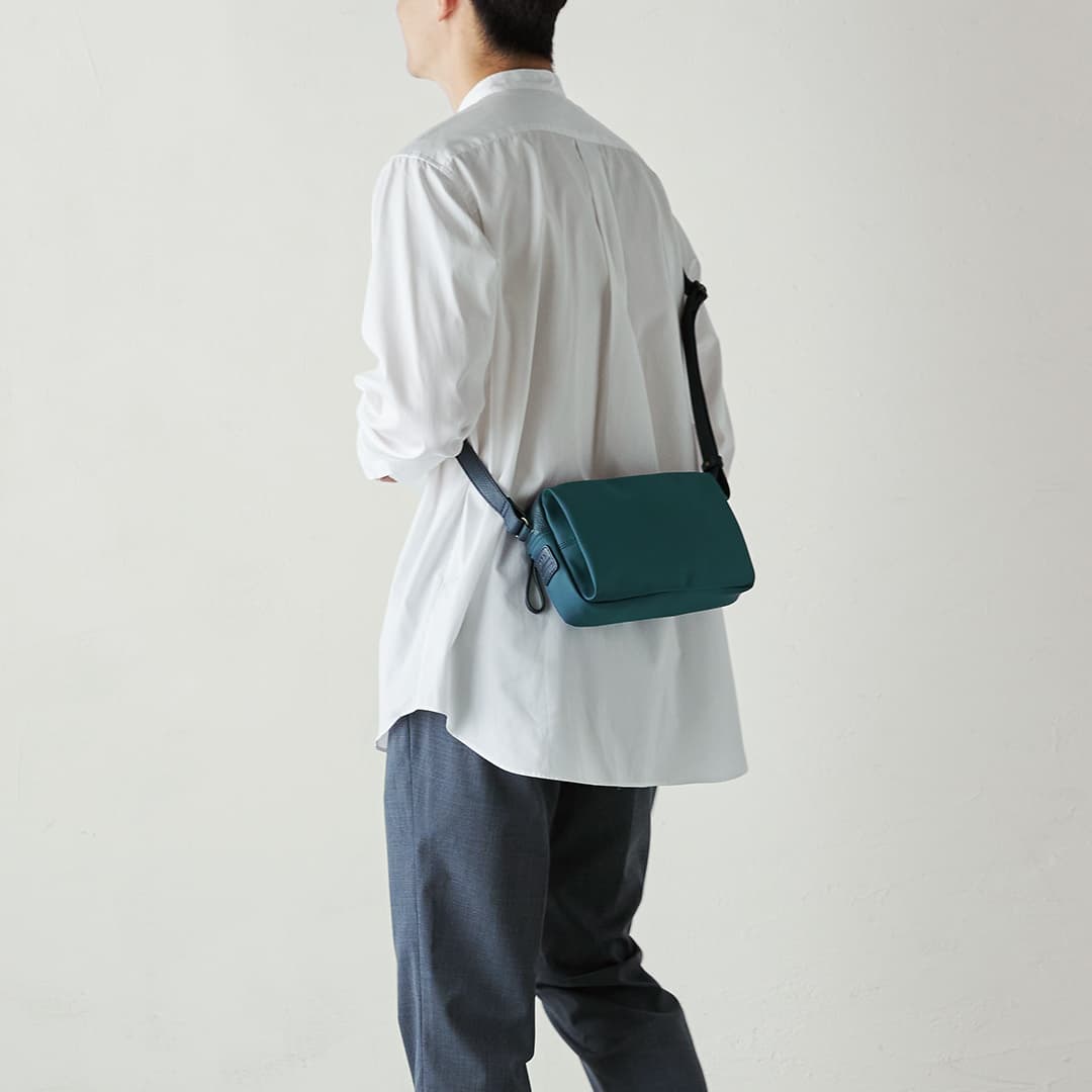 Blind Soccer Shoulder