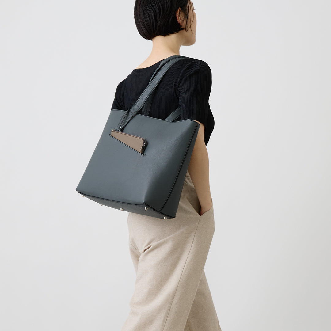 Linear Zip Tote