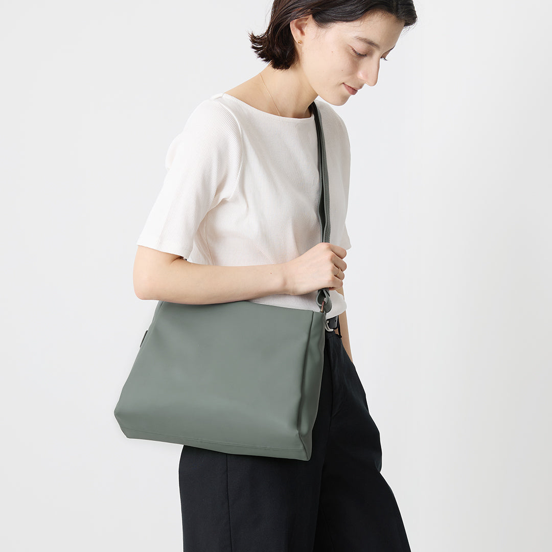 Blind Soccer Middle Shoulder