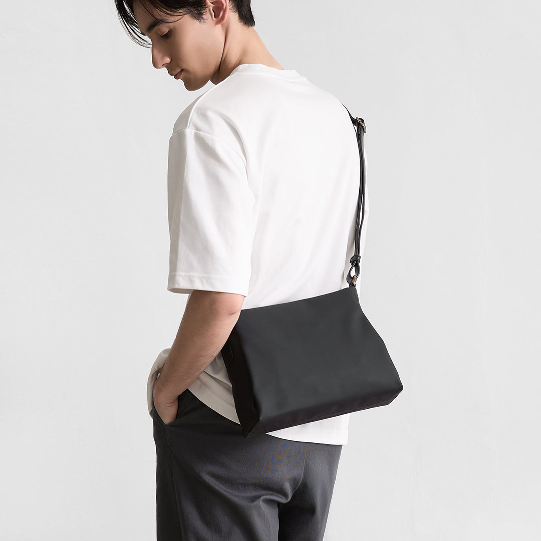 Blind Soccer Middle Shoulder