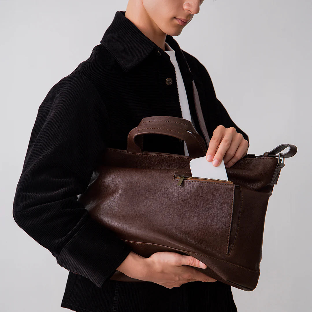 Grained 2 Way Shoulder