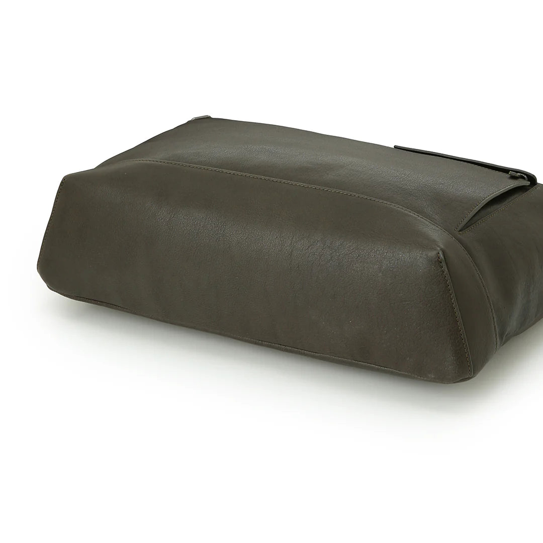 Grained 2 Way Shoulder