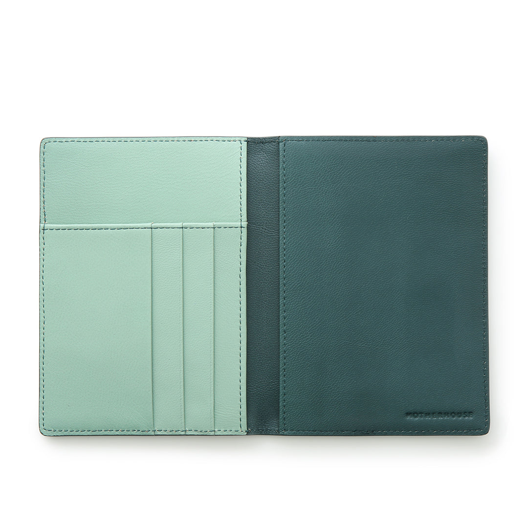 Irodori Passport Case