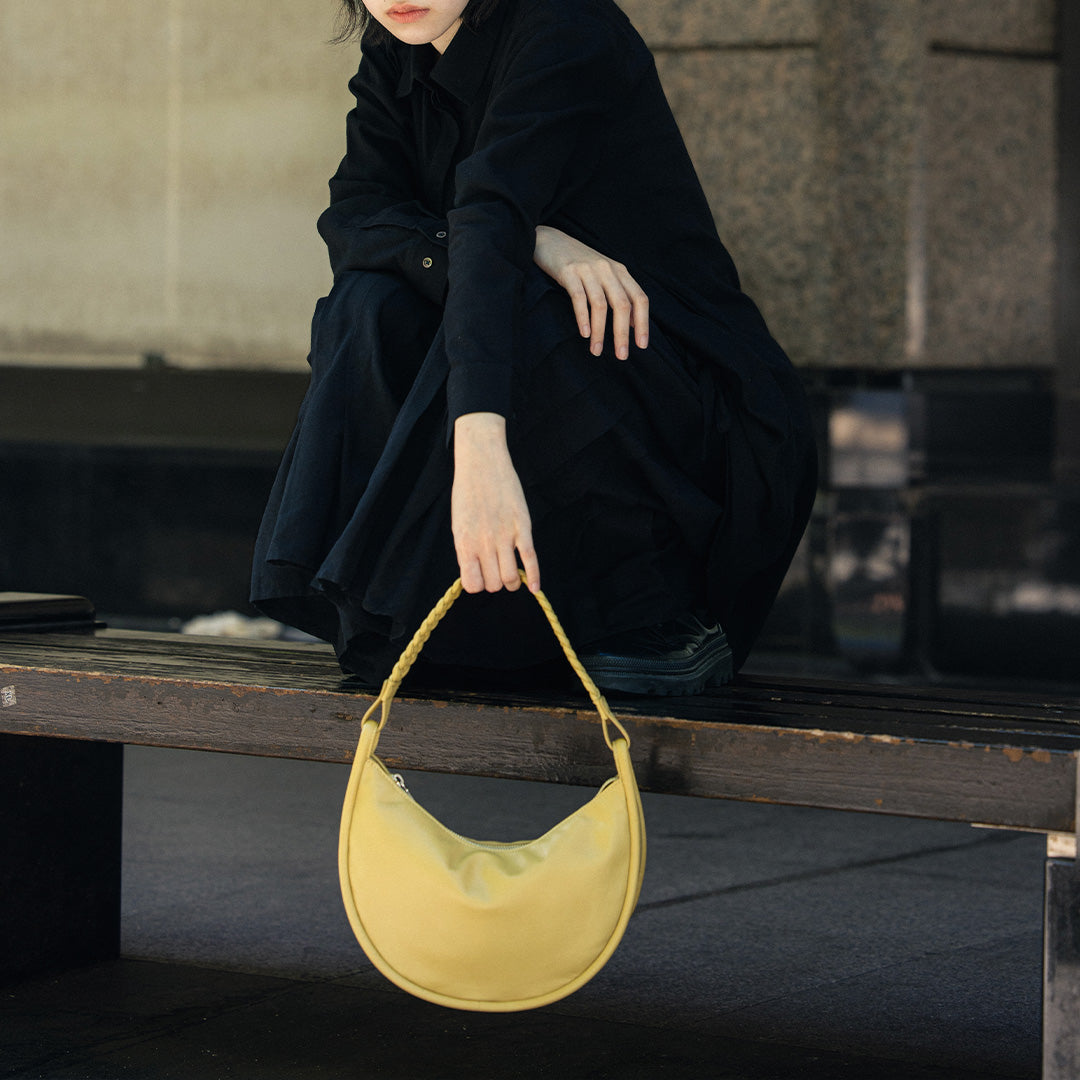 Soft Round Moon 2 Way Hand