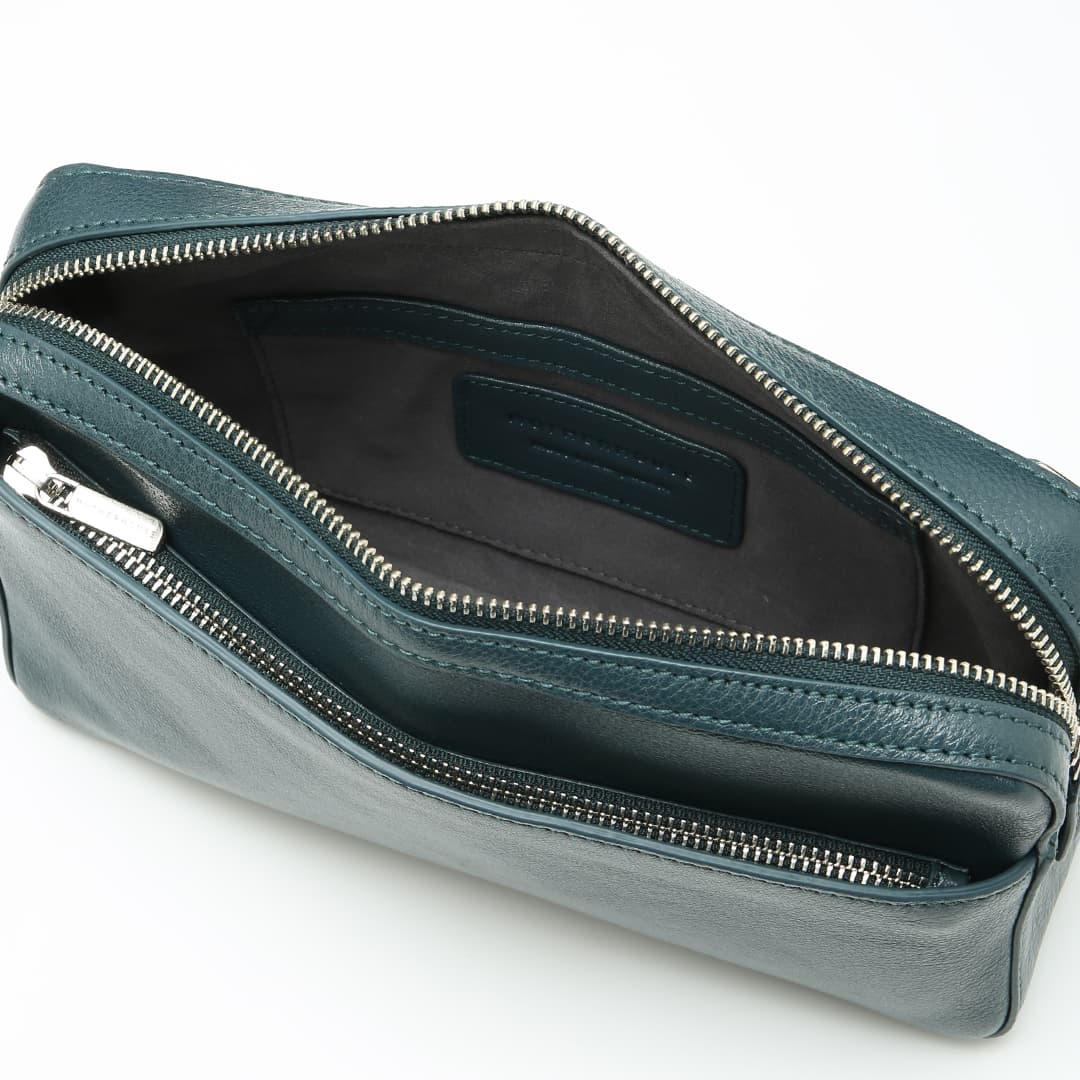 Linear 2 Way Shoulder