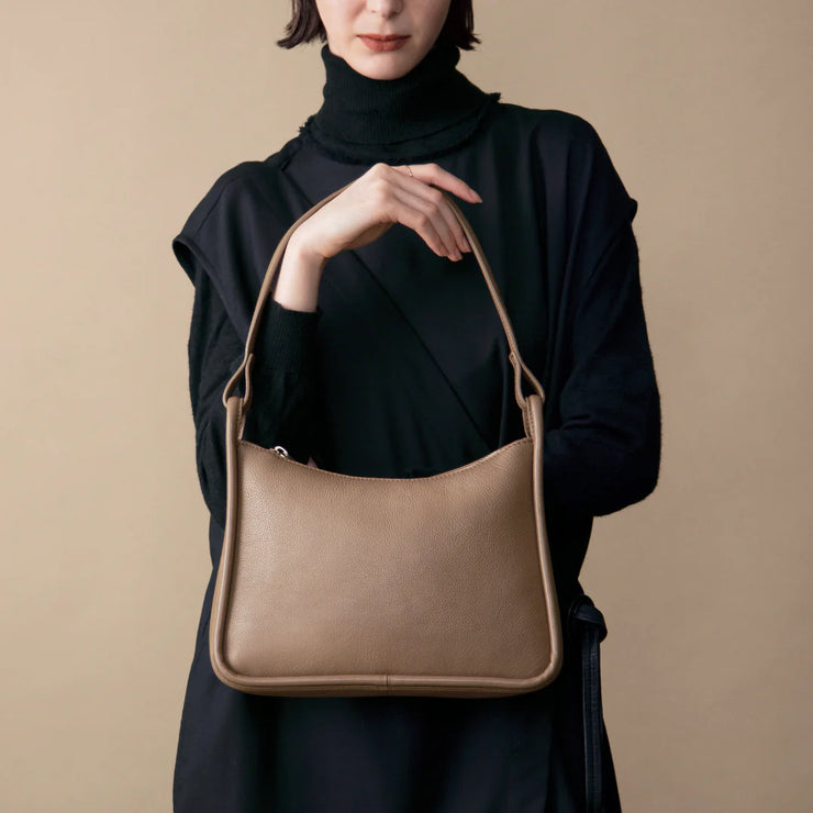 Big Milling Square Tote