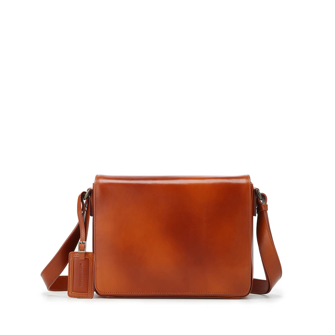 マザーハウス　ショルダーバッグ　本革　B5 キャメル Antique B5 Shoulder | Men's High-Quality Leather Shoulder Bag