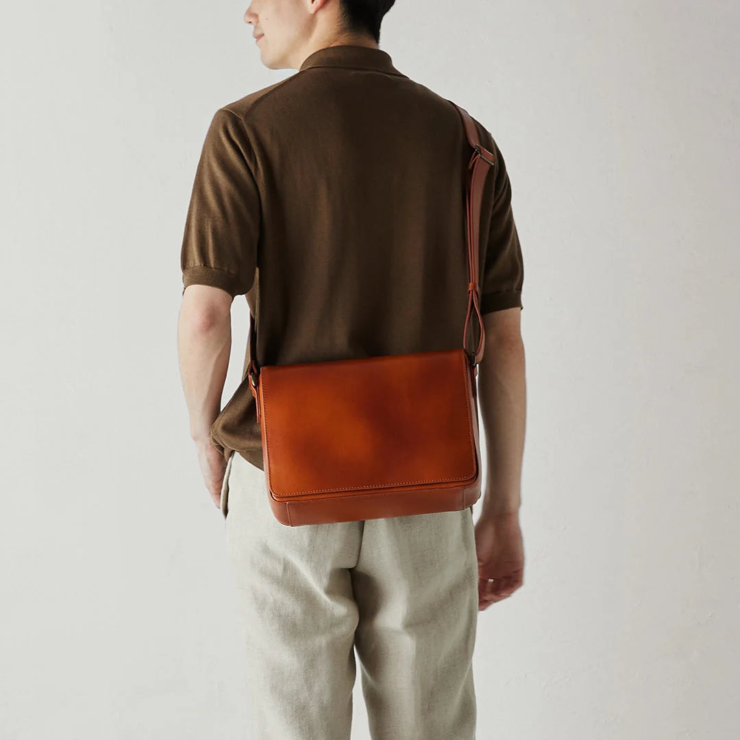 MOTHER HOUSE ショルダーバッグ メッセンジャー アンティーク B5 Antique B5 Shoulder | Leather Shoulder Bag