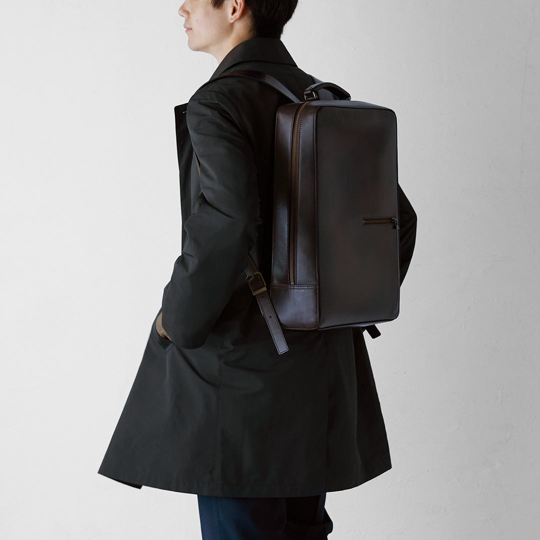 MOTHER HOUSE「Antique Square Backpack」 Antique Square Backpack Large | Large Leather Laptop Backpack
