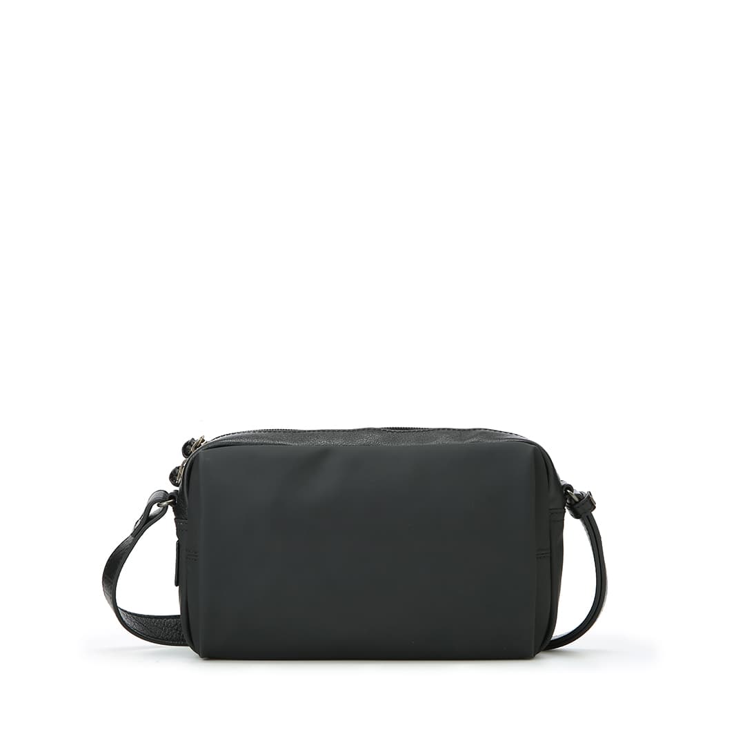 Blind Soccer Shoulder