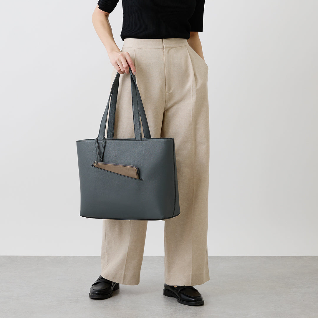 Linear Zip Tote
