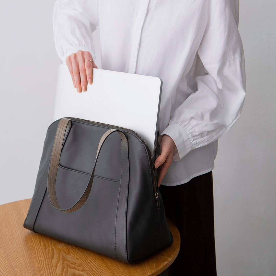 Boston Tote M | Leather Laptop Tote Bag