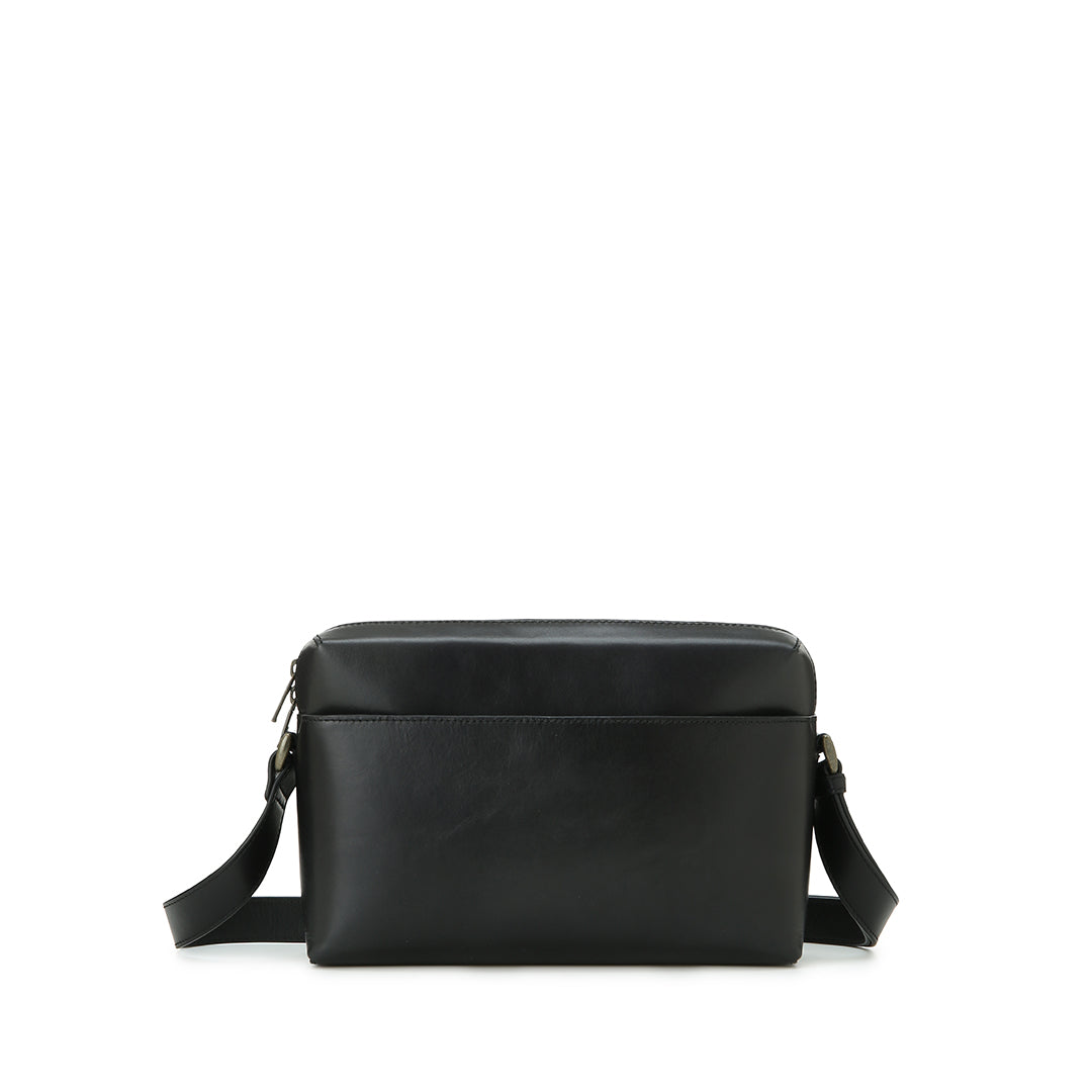 Antique Middle Shoulder | Leather Shoulder Bag | MOTHERHOUSE Singapore