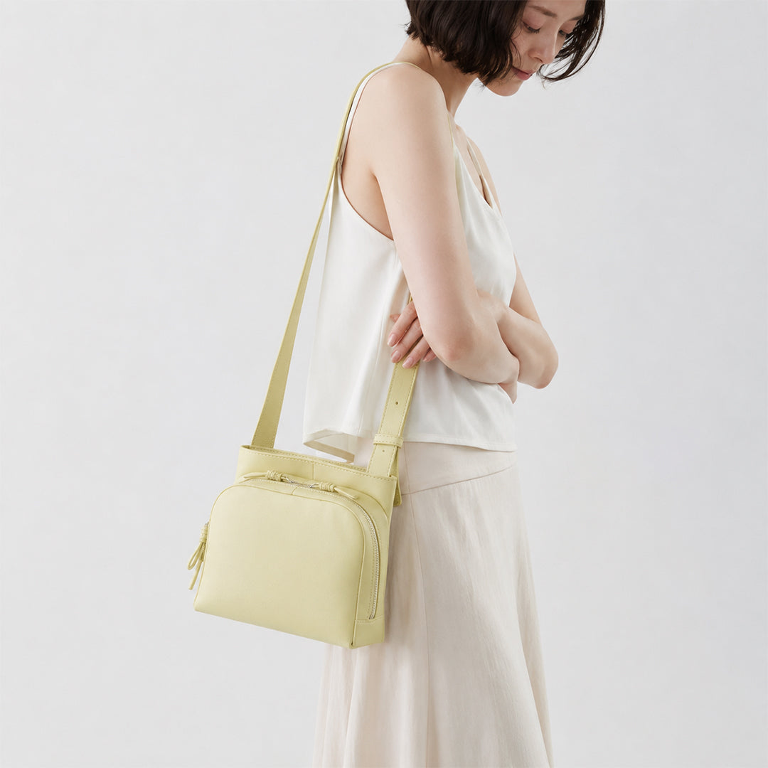 ✨MOTHERHOUSE SORA 2way ショルダーバッグ イエロー Sora 2-Way Shoulder Bag M | Travel Friendly