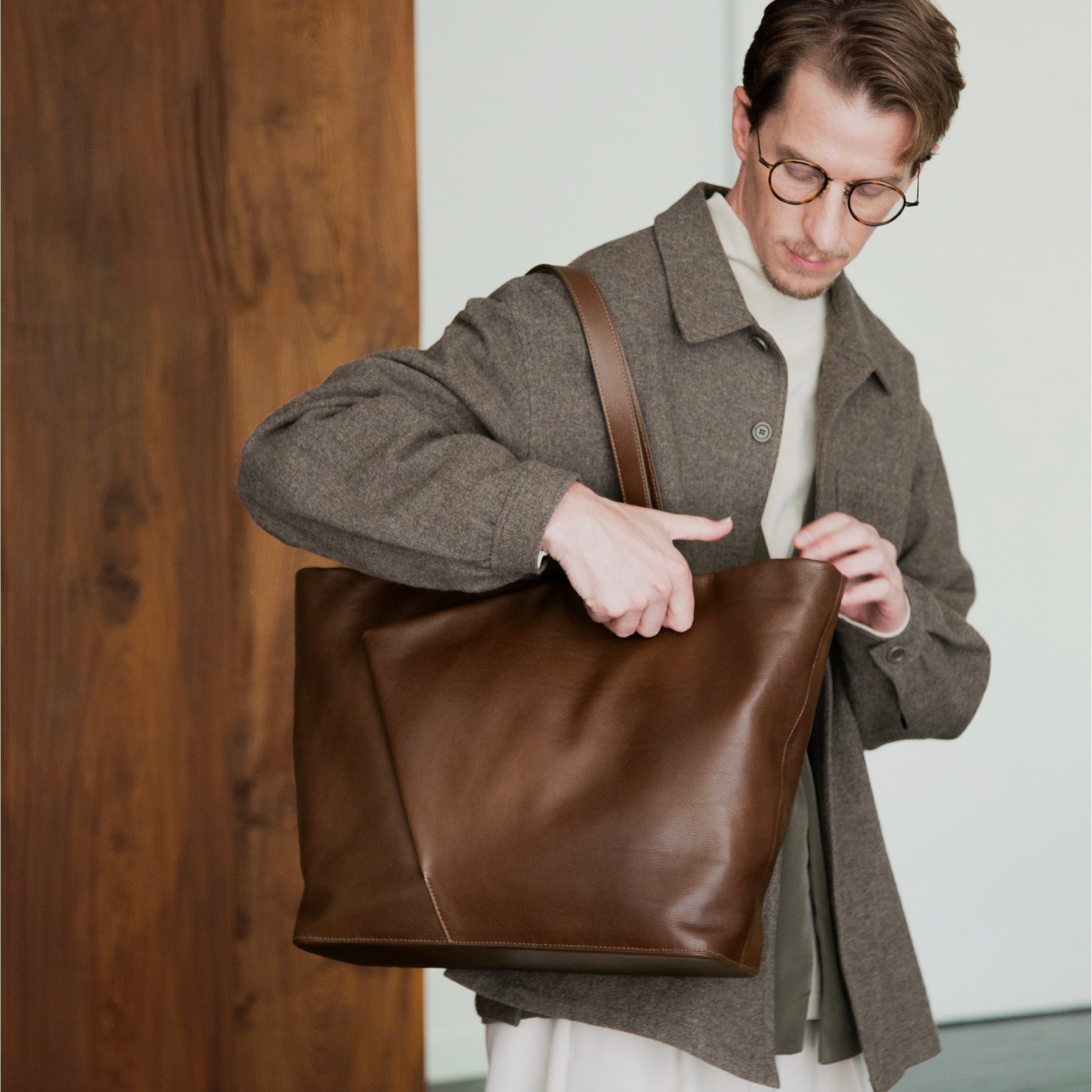 [PRE-ORDER] Fluid Tote L