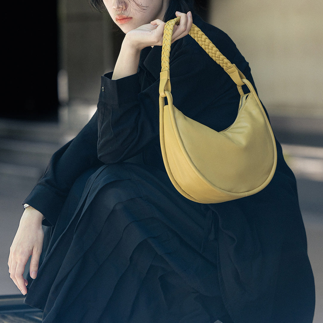 Soft Round Moon 2 Way Hand