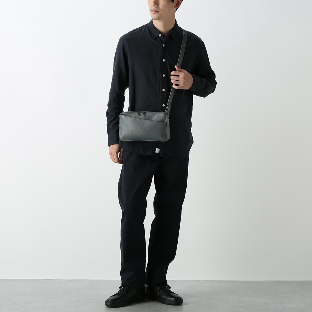 Linear 2 Way Shoulder