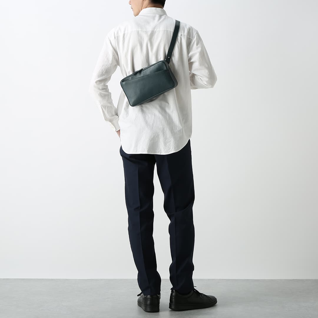 Linear 2 Way Shoulder