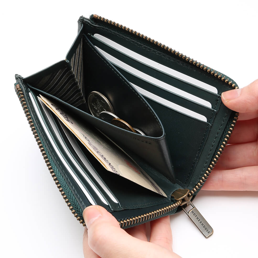 Antique L Style Half Wallet